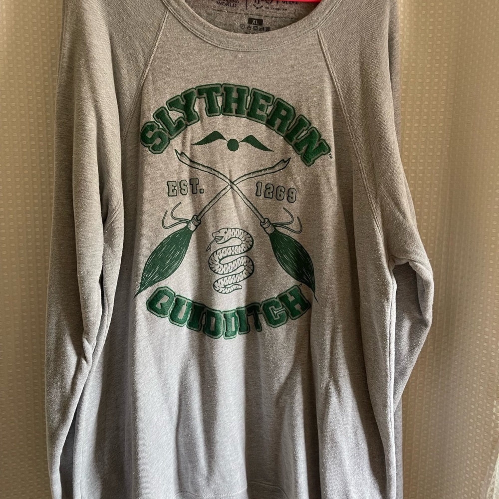 Warner Bros. Slytherin Quidditch Gray and Green Sweater